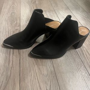 Report Backless Boots